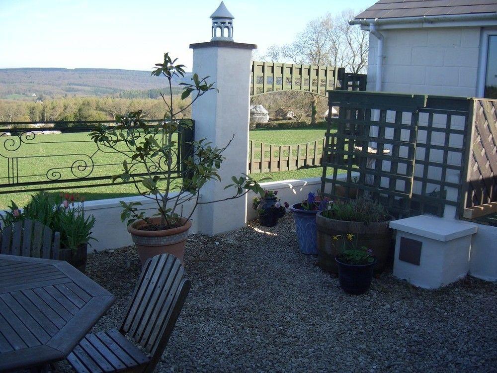 Dean Valley Panorama Bed & Breakfast Lydney Exterior photo