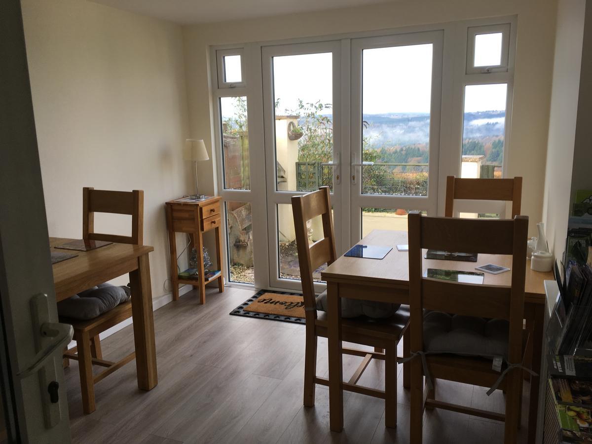 Dean Valley Panorama Bed & Breakfast Lydney Exterior photo