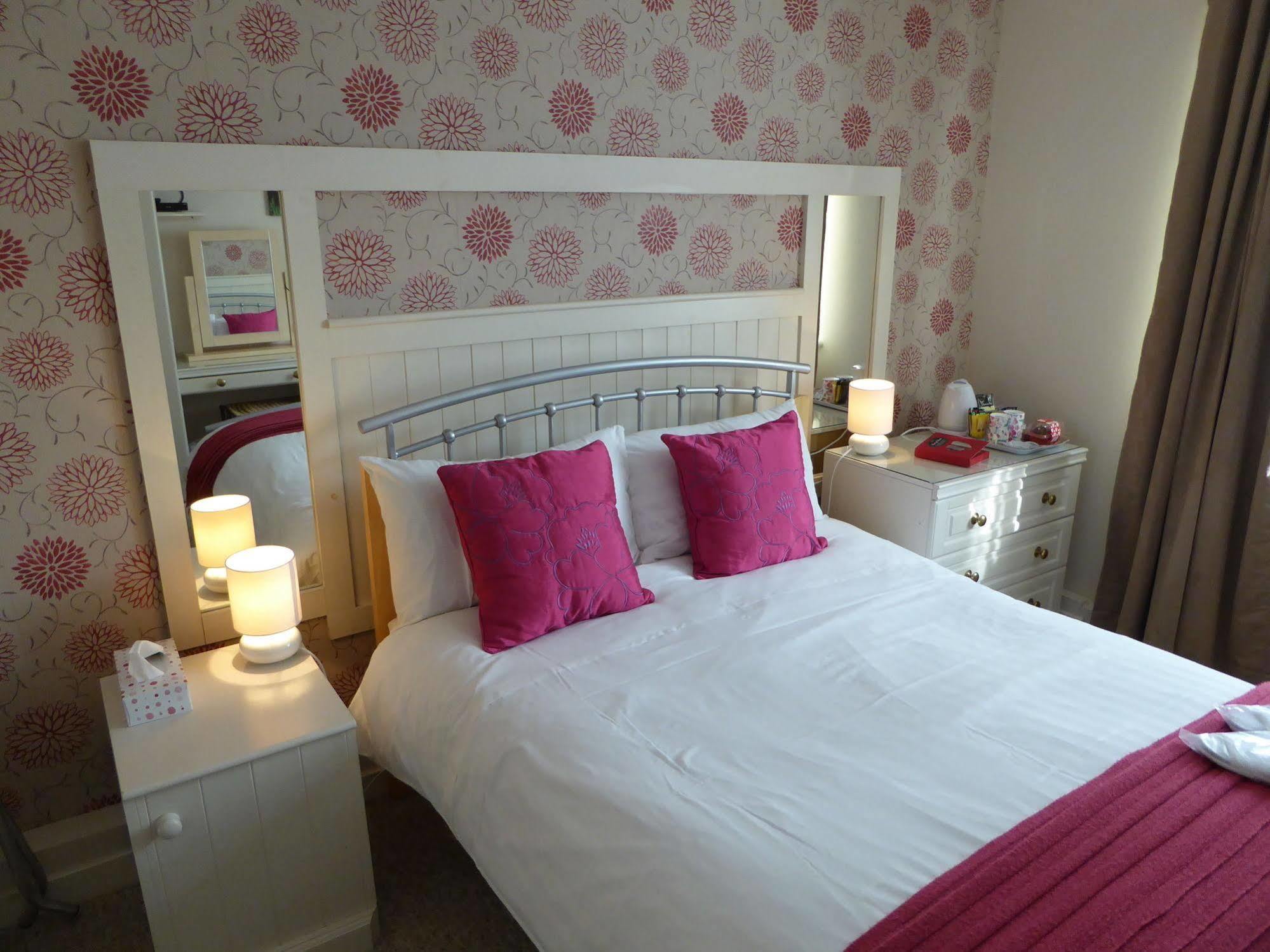 Dean Valley Panorama Bed & Breakfast Lydney Exterior photo
